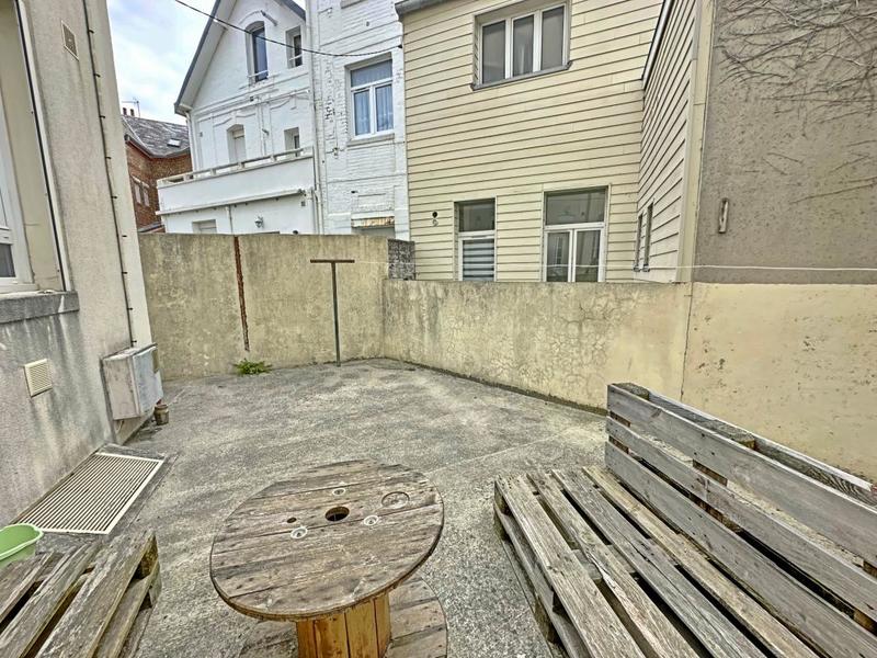 Maison - 99 m² - 5 pièces