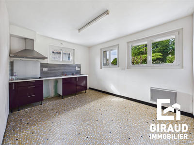 Maison - 138 m² - 6 pièces