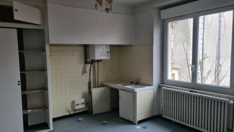 Maison - 260 m² - 10 pièces