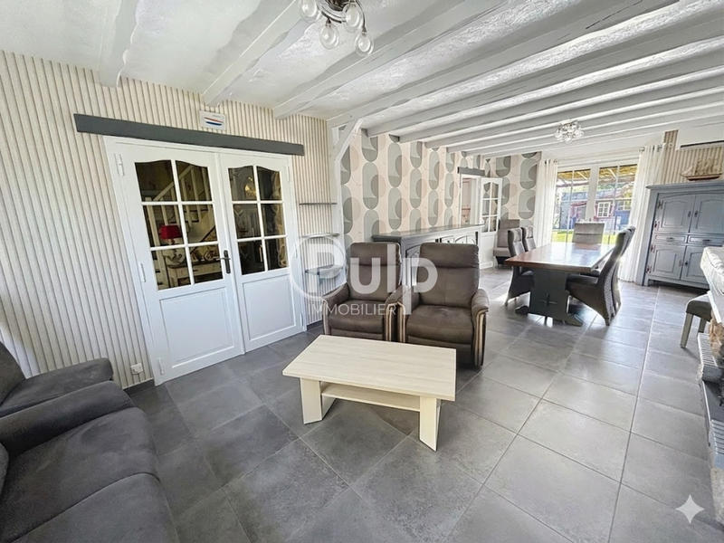 Maison - 105 m² - 6 pièces