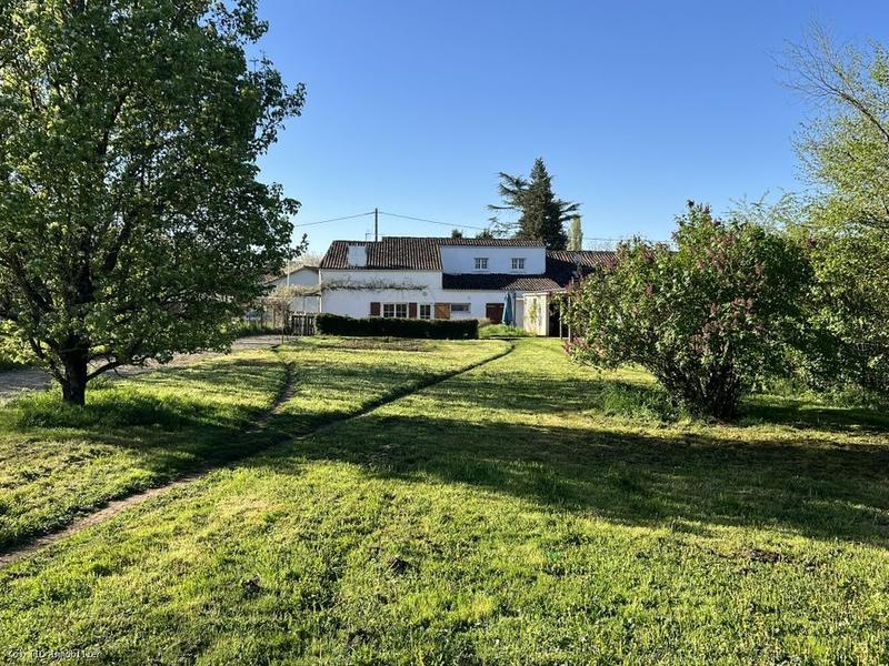 Maison - 135 m² - 6 pièces