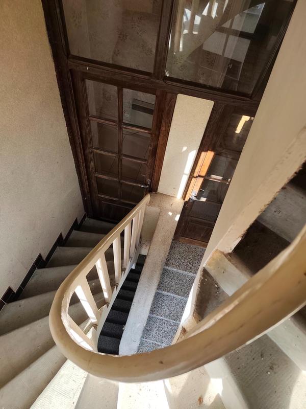 Maison - 96 m² - 5 pièces