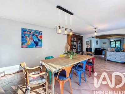 Maison - 187 m² - 7 pièces