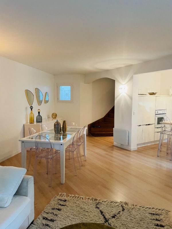 Maison - 159 m² - 7 pièces