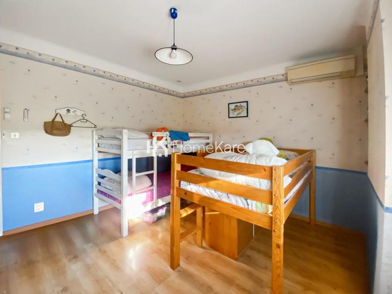 Propriété - 150 m² - 5 pièces