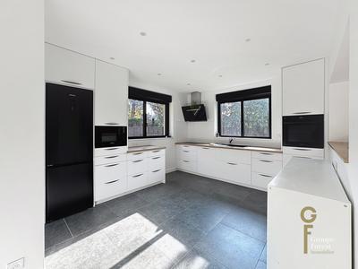 Maison - 193 m² - 5 pièces