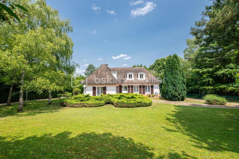 Maison d'architecte - 202 m² - 8 pièces