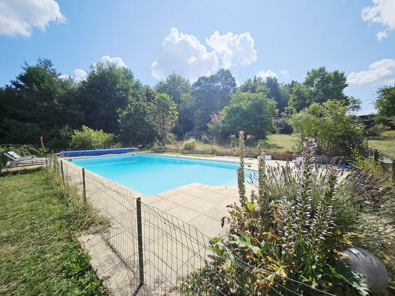 Maison - 149 m² - 7 pièces