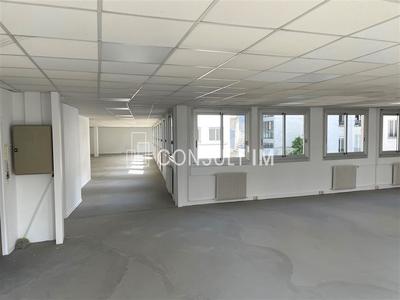 Bureau - 337 m²
