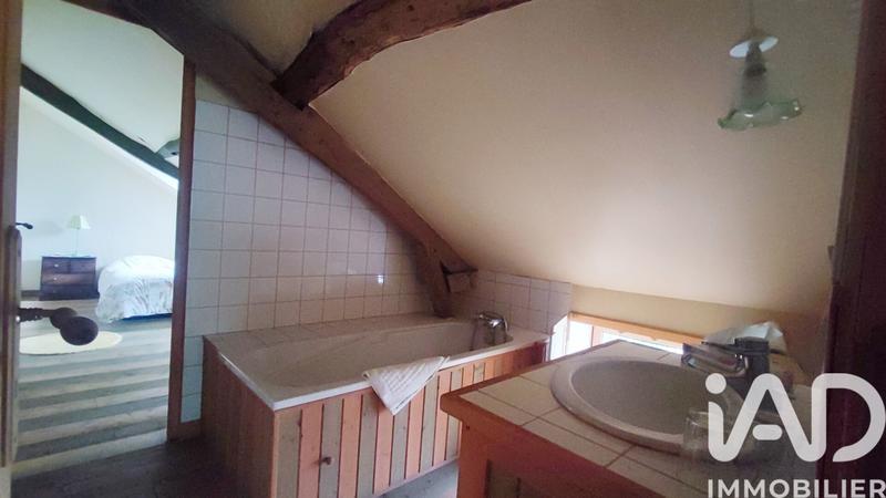 Maison - 650 m² - 20 pièces