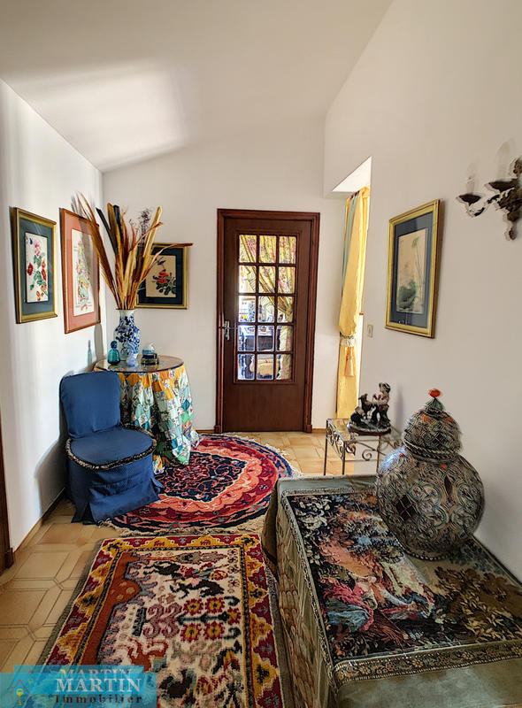 Villa - 269 m² - 12 pièces