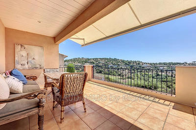 Appartement - 106 m² - 5 pièces