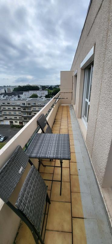 Appartement - 85 m² - 5 pièces