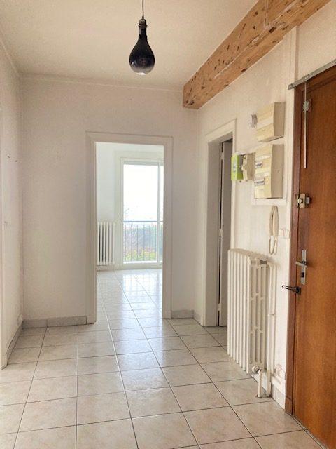 Appartement - 70 m² - 2 pièces