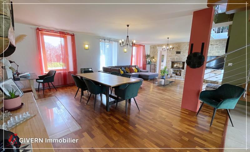 Maison - 192 m² - 7 pièces