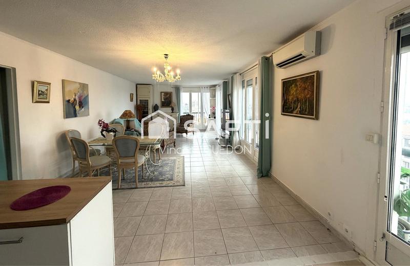 Appartement - 103 m² - 4 pièces