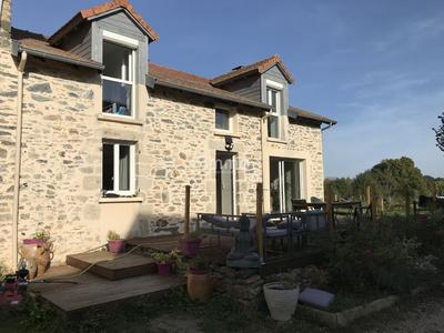 Ferme - 215 m² - 12 pièces