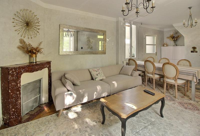 Maison - 140 m² - 5 pièces