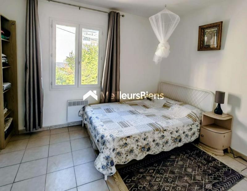 Appartement ancien - 62 m² - 3 pièces