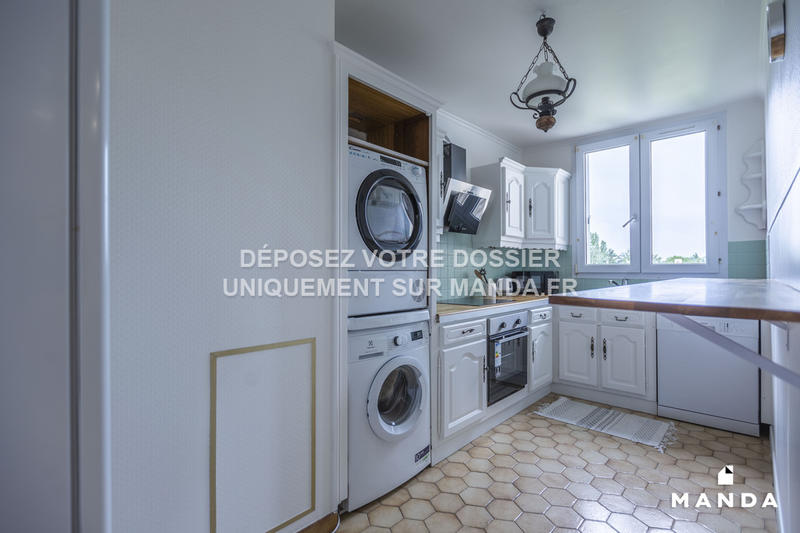 Chambre - 13 m² - 5 pièces