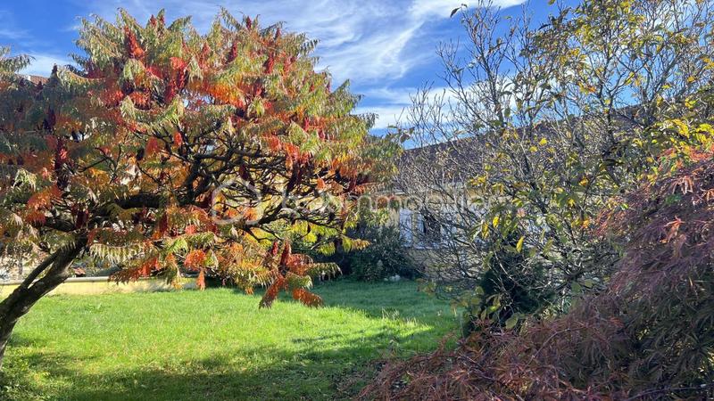 Maison traditionnelle - 108 m² - 5 pièces