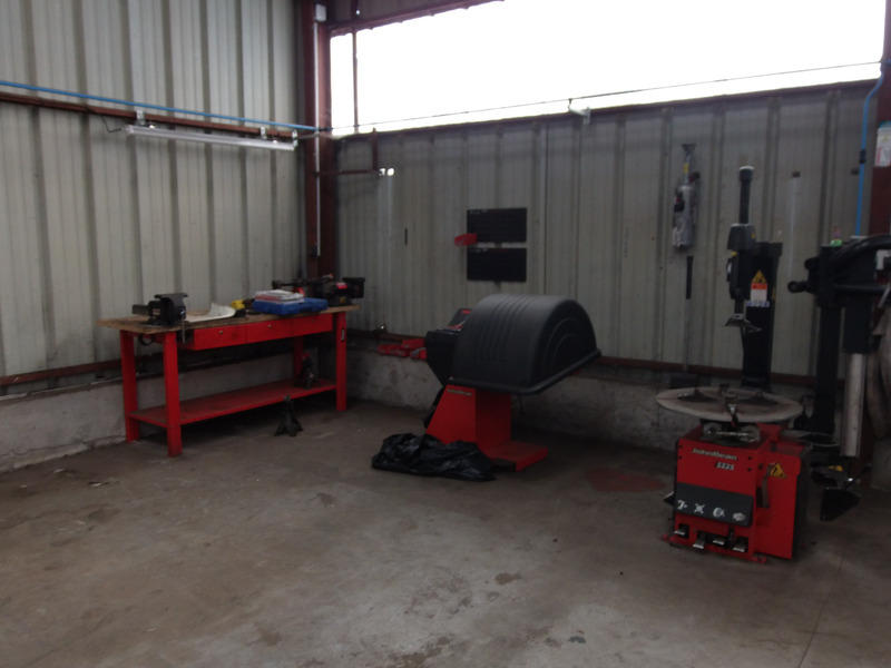 Bureau - 422 m² - 3 pièces