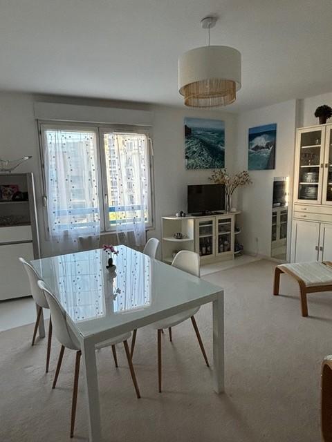 Appartement - 83 m² - 4 pièces