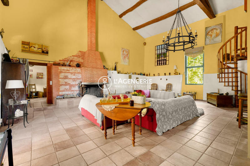 Ferme - 455 m² - 9 pièces