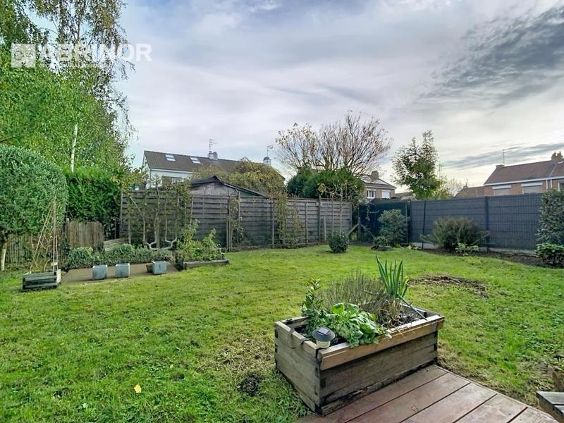 Maison - 141 m² - 6 pièces