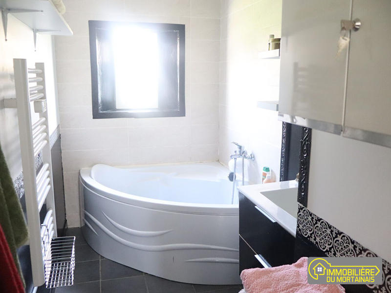 Maison - 81 m² - 4 pièces