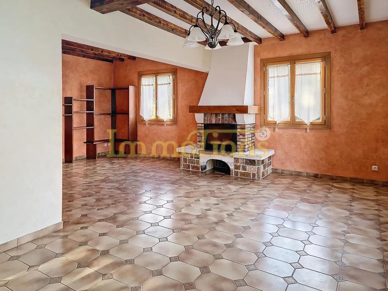 Maison - 136 m² - 6 pièces