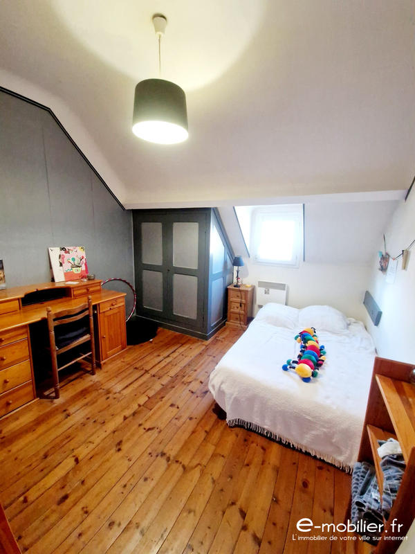 Maison - 155 m² - 8 pièces