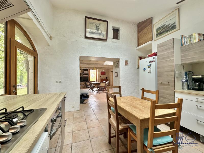 Maison ancienne - 121 m² - 6 pièces