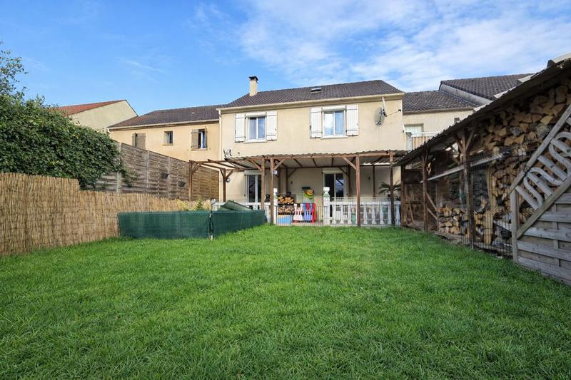 Maison - 110 m² - 5 pièces