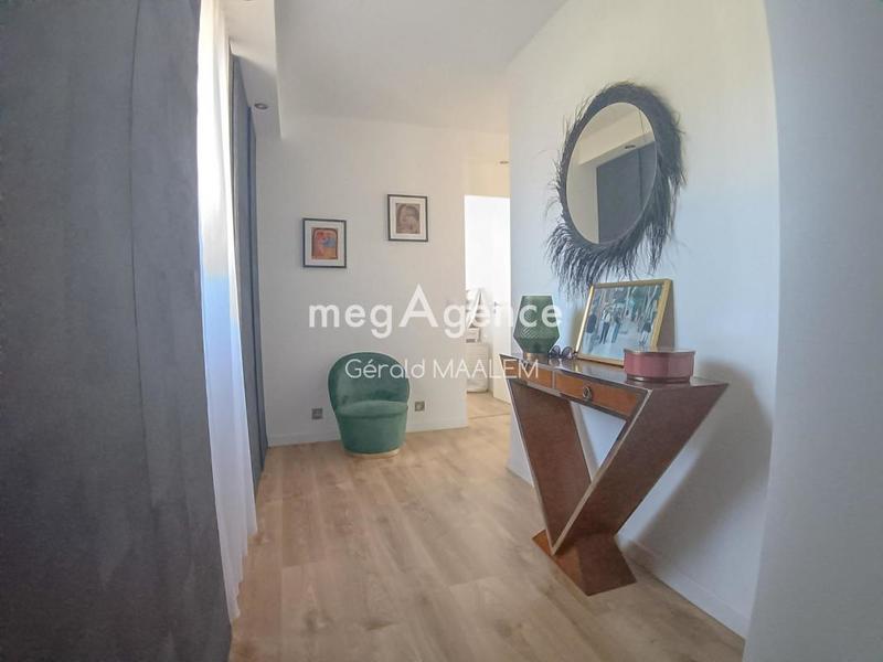 Appartement - 92 m² - 3 pièces