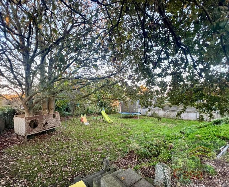 Maison - 160 m² - 7 pièces