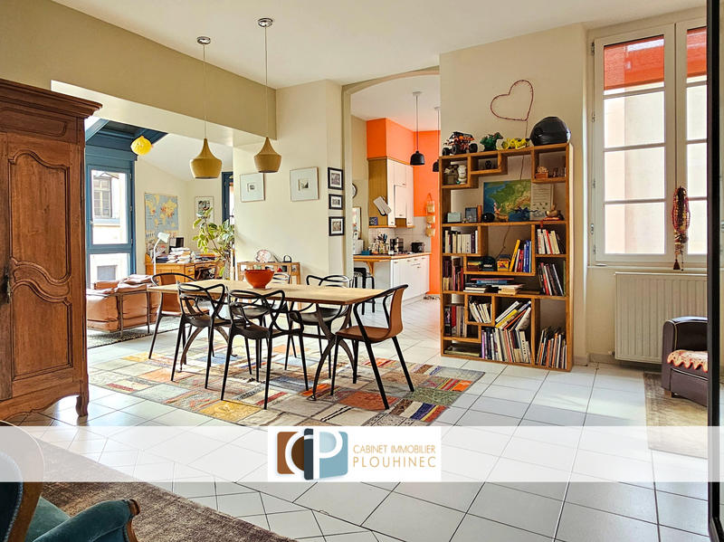 Appartement - 190 m² - 7 pièces