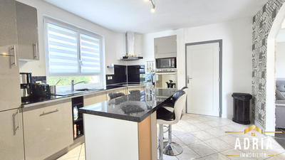 Maison - 122 m² - 5 pièces