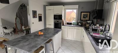 Maison - 139 m² - 5 pièces