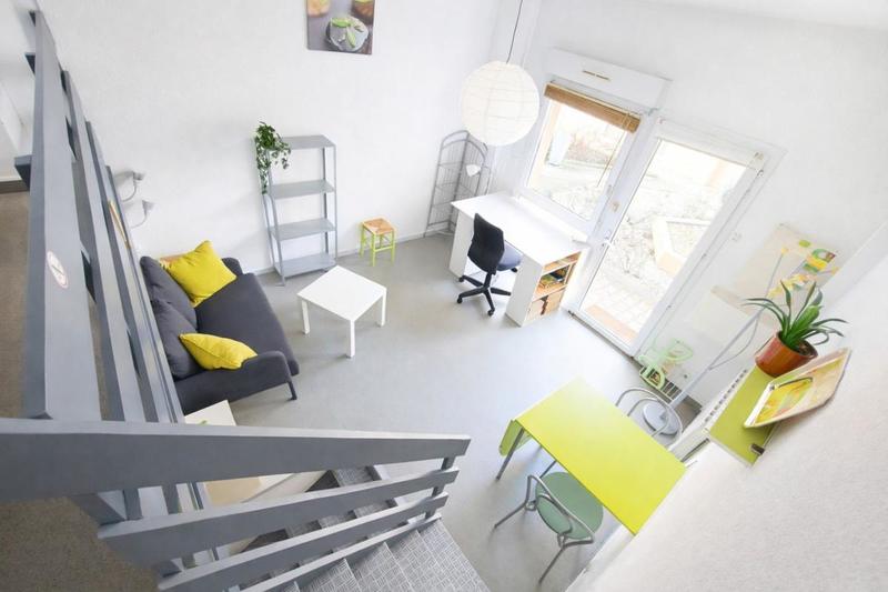 Studio - 25 m² - 1 pièce