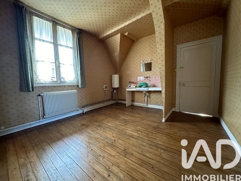 Maison - 186 m² - 8 pièces