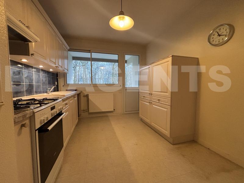 Appartement - 81 m² - 4 pièces