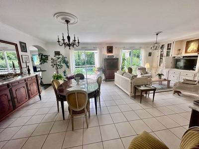 Villa - 135 m² - 5 pièces