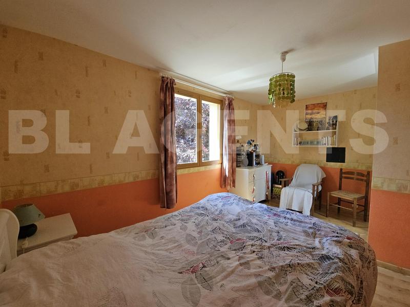 Pavillon - 151 m² - 6 pièces