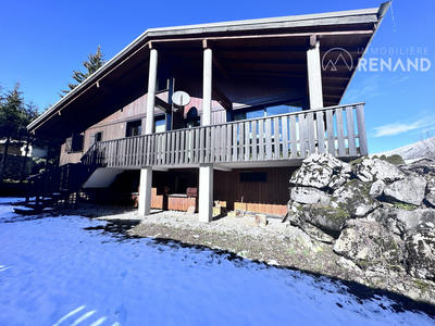 Châlet - 200 m² - 8 pièces