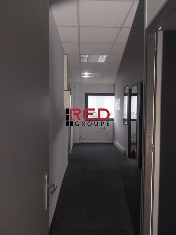 Bureau - 105 m²