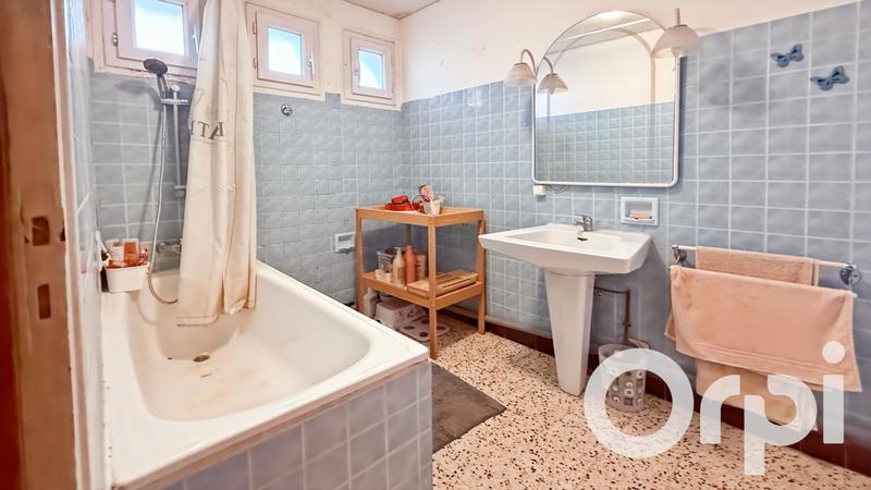 Maison - 177 m² - 5 pièces