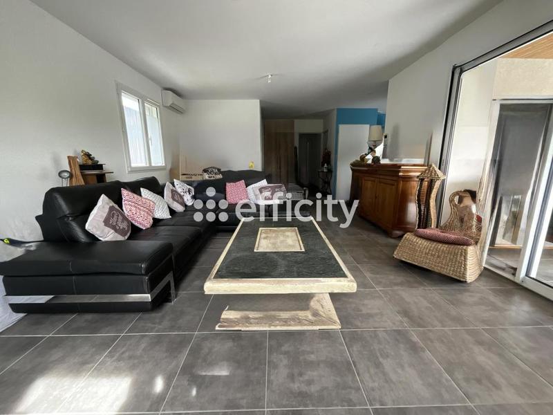 Villa - 186 m² - 9 pièces