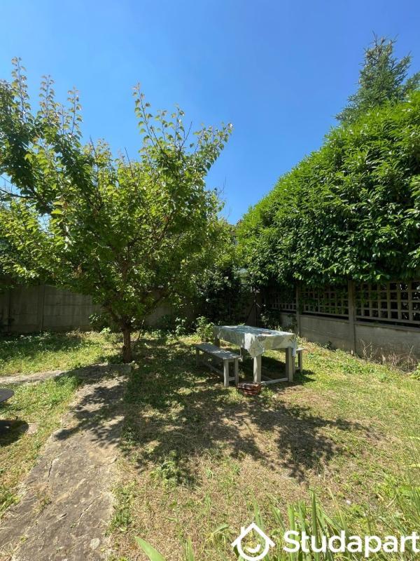 Chambre - 12 m² - 1 pièce