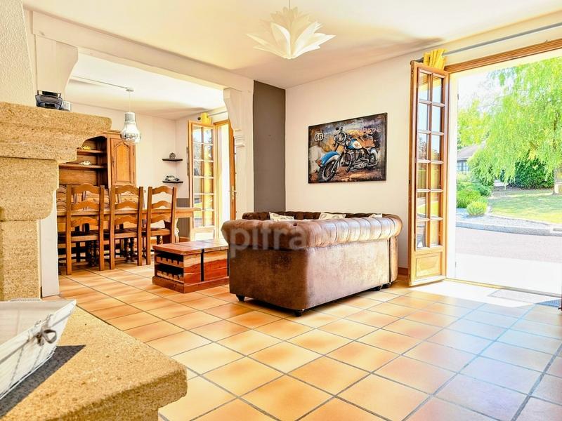 Pavillon - 135 m² - 6 pièces